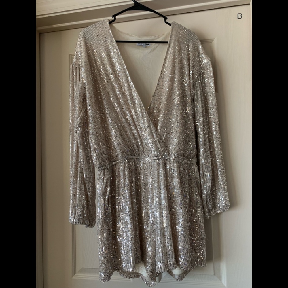 FASHION NOVA ROMPER